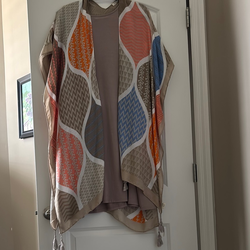 Zenana Outfitters Taupe Knit dress, and colorful kimono